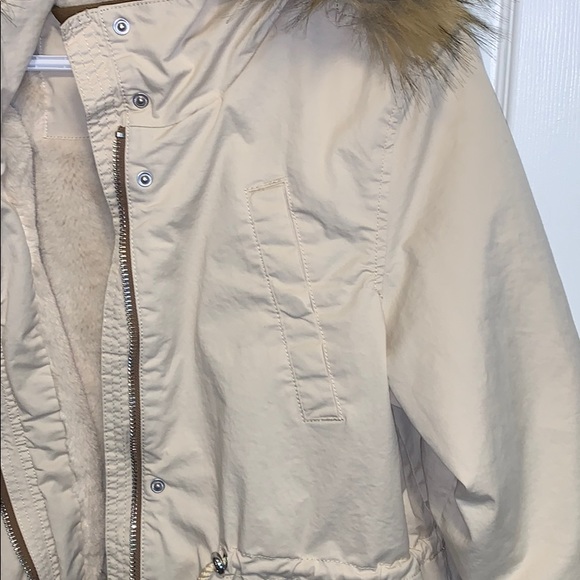 Like new beautiful winter parka - Picture 5 of 6